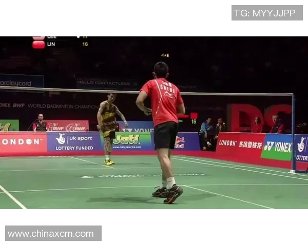 重庆羽毛球队的力量揭秘：从训练到比赛的全景探索与背后故事